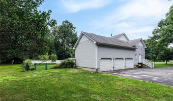 116 Holly Hills Ln, North Kingstown, RI 02874