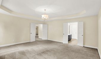 679 Erin Dr, Avon, IN 46123
