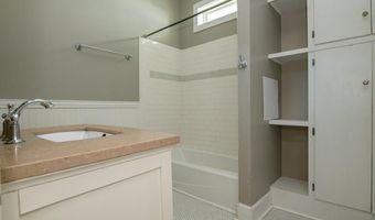 525 Hamilton St, Roanoke Rapids, NC 27870