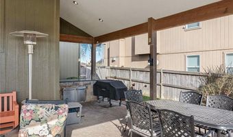 14219 Amanda Ln, Basehor, KS 66007