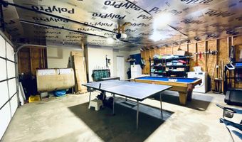 157 MAIN St, Gouldsboro, PA 18424