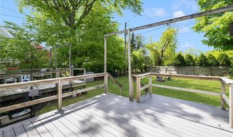 349 Boulevard, Middletown, RI 02842