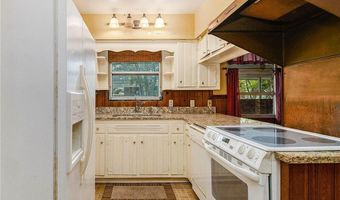 894 Nottingham Dr, Avondale Estates, GA 30002