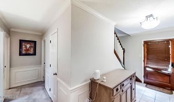 136 Westlake Dr, Brandon, MS 39047