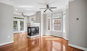 4049 COLUMBIA Pike, Arlington, VA 22204