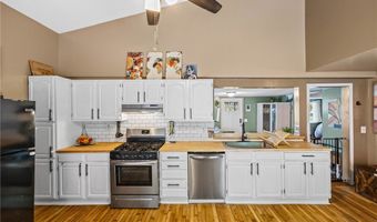 323 E Park St, Albion, NY 14411