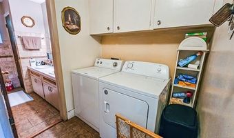 105 W Mockingbird Ln, McAlester, OK 74501