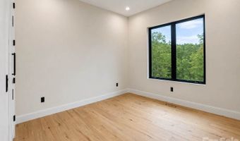 407 Melnick Ter, Asheville, NC 28803