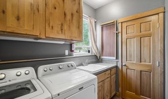 17130 Mayfield Dr, Bend, OR 97707