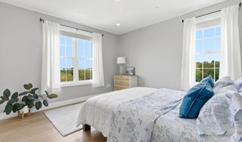20 Pinnacle Ln, Bow, NH 03304