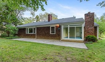 37 Beaumont St, East Providence, RI 02916