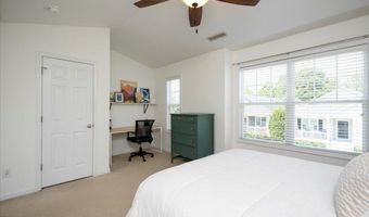 979 Branch Line Ln, Apex, NC 27502