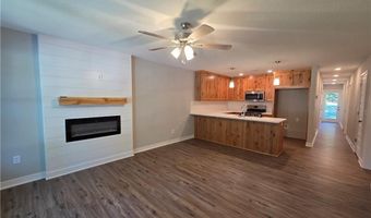 30-32 E 7th St, Adrian, MO 64720