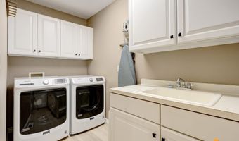 3436 Discovery Bay Dr, Anchorage, AK 99515
