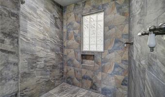 912 S 7th St, Aransas Pass, TX 78336