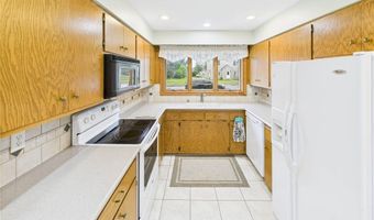 160 1st St, Albany, MN 56307