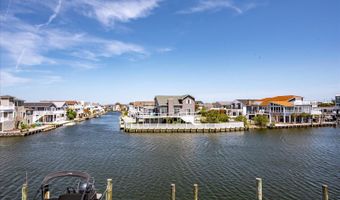 39078 BEACON Dr 18, Fenwick Island, DE 19944