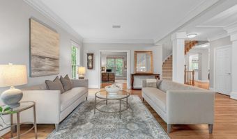 43079 LAGO GALLERIE Ct, Ashburn, VA 20148