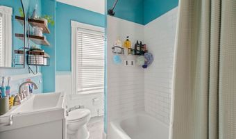 28 Pine St C, Attleboro, MA 02703