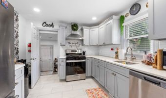 16-18 Lehigh St, Andover, NJ 07801