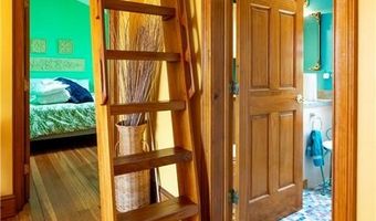 5075 Old Post Rd, Charlestown, RI 02813
