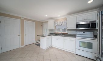 209 Buena Vista Dr, North Kingstown, RI 02852