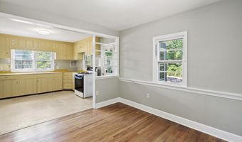 200 Burr Ext St, Barnegat, NJ 08005