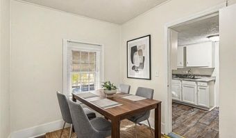 107 1st St, Barnesville, GA 30204