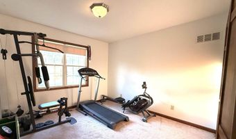 810 Glen Meadows Pkwy, Bedford, IN 47421