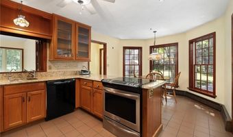604 W Reach Dr, Jamestown, RI 02835