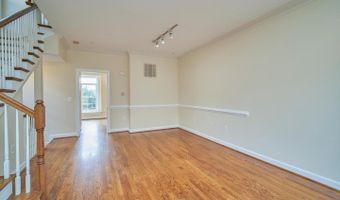 504 N THOMAS St #A, Arlington, VA 22203