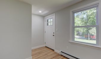 70 Doubleday Rd, Columbia, CT 06237