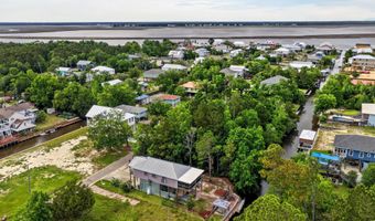 43 Fiber St, Bay St. Louis, MS 39520