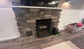 1102 10th St NW, Austin, MN 55912