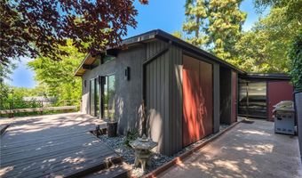 6305 Lomitas Dr, Los Angeles, CA 90042