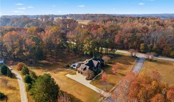 118 PLAINSMAN HILLS Ln, Auburn, AL 36830
