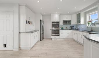 23 MALLARD Dr E, Ocean Pines, MD 21811