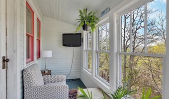 22-24 Kreisel Ter, Amsterdam, NY 12010