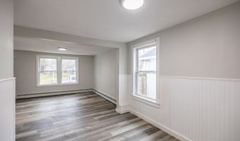 27 Flanders St, Auburn, ME 04210