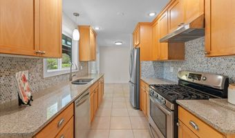 11825 SW BAKER St, Beaverton, OR 97008