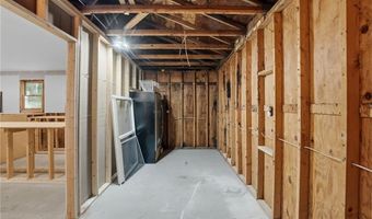 252 Wolf Rock Rd, Exeter, RI 02822