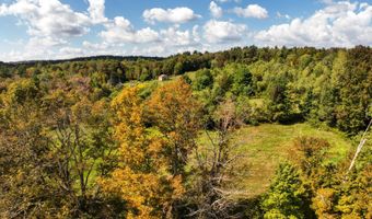 234 County Rd, Becket, MA 01223