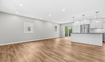 5915 LARPIN Ln, Alexandria, VA 22310