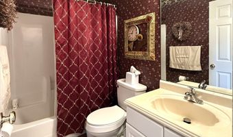7312 Apple Cross Cir, Avon, IN 46123