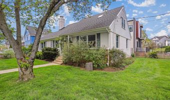 8810 LOWELL St, Bethesda, MD 20817