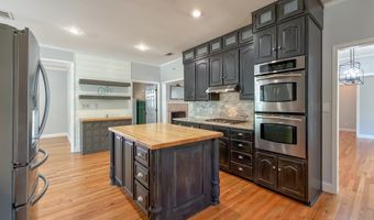 2113 Backlake Cir, Bainbridge, GA 39819
