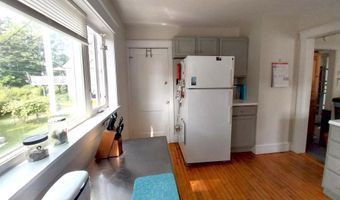 30 Park St, Bath, ME 04530