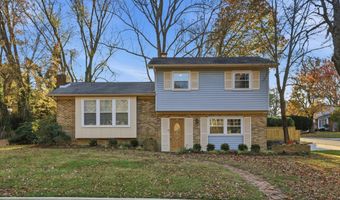 19 ROE Ln, Arnold, MD 21012