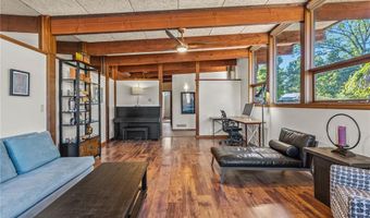 25 Logan Rd, Alton, IL 62002