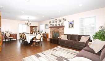 277 Saddle River Rd, Airmont, NY 10952